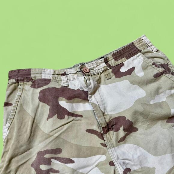 Y2k Colorado Camo Cargo Shorts - Size 34 - Picture 4 of 6